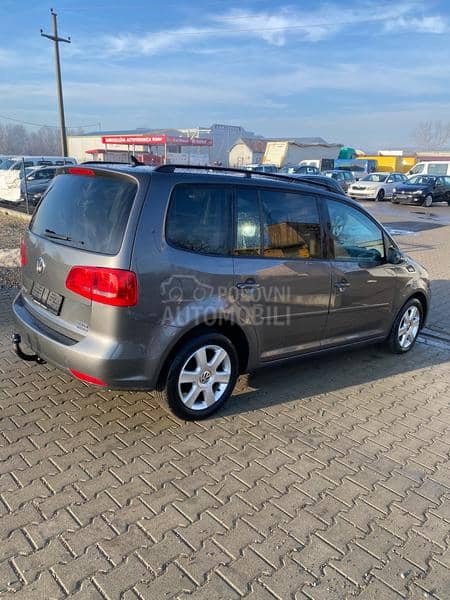 Volkswagen Touran 2.0TDI  DSG