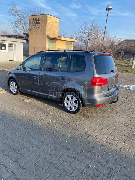 Volkswagen Touran 2.0TDI  DSG