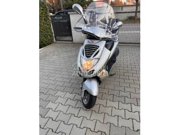 Kymco bet.win 250
