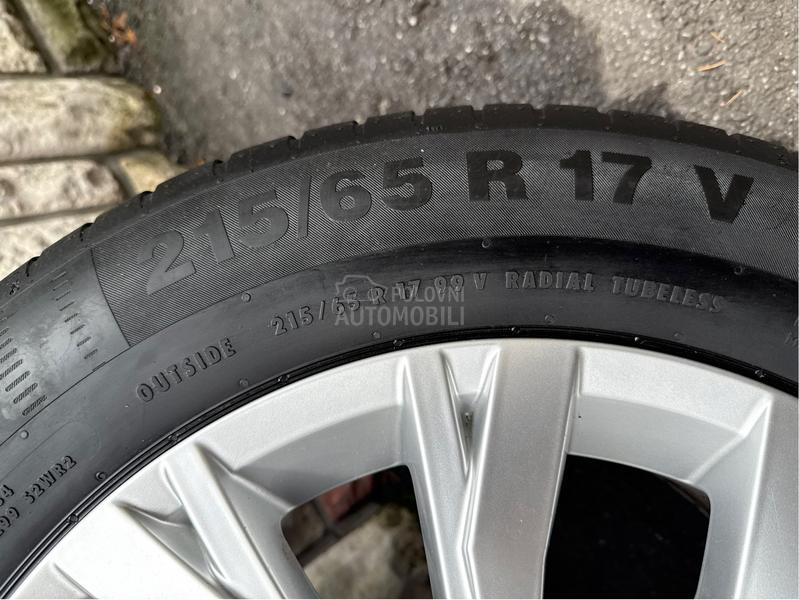 Continental 215/65 R17 Letnja