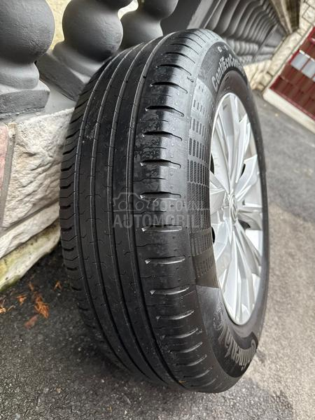 Continental 215/65 R17 Letnja