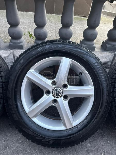 Bridgestone 195/65 R15 Zimska