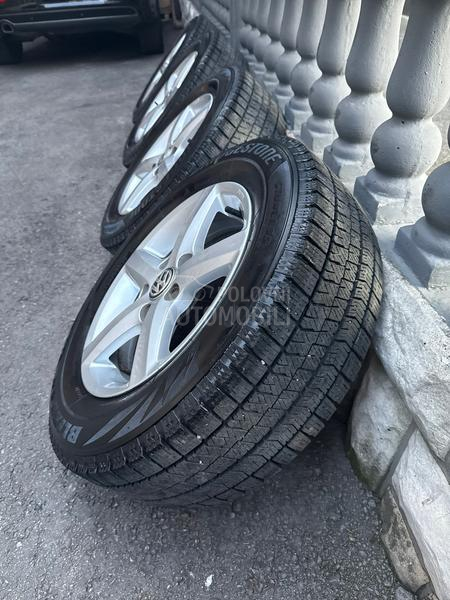 Bridgestone 195/65 R15 Zimska