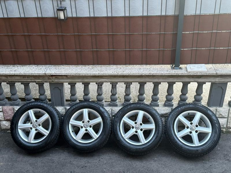 Bridgestone 195/65 R15 Zimska