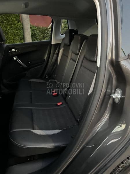 Peugeot 2008 ALLURE 1.5HDi 100