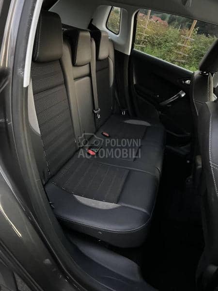 Peugeot 2008 ALLURE 1.5HDi 100