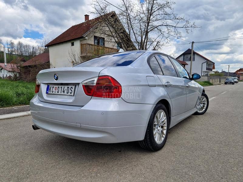 BMW 318 