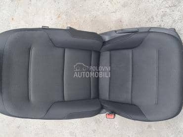 prednje sediste za Volkswagen Golf 7 od 2013. do 2019. god.