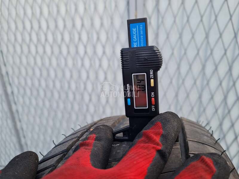 Michelin 215/65 R17 Letnja