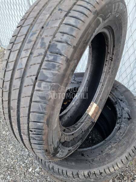 Michelin 215/65 R17 Letnja