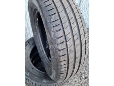 Michelin 215/65 R17 Letnja