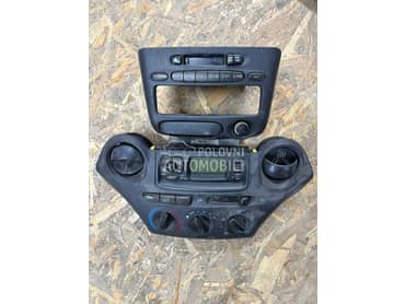 Radio i klimatronik za Toyota Yaris