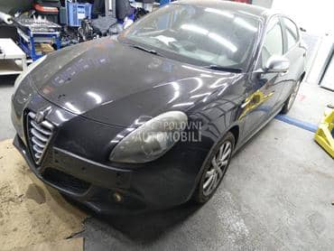 Alfa Romeo Giulietta -  kompletan auto u delovima