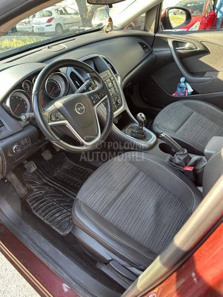 Opel Astra J 1.6