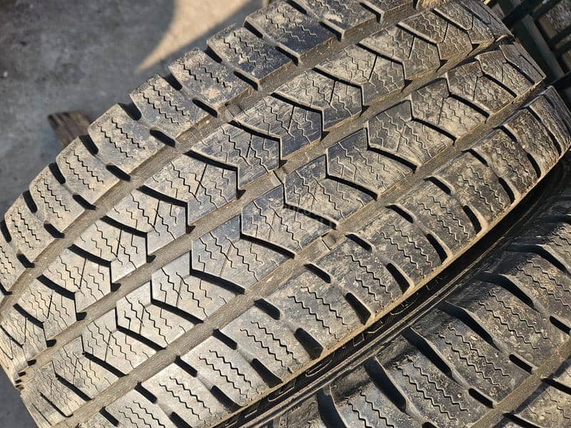 Semperit 205/65 R16 Zimska