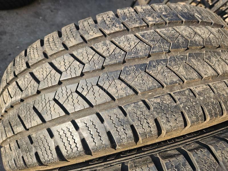 Semperit 205/65 R16 Zimska