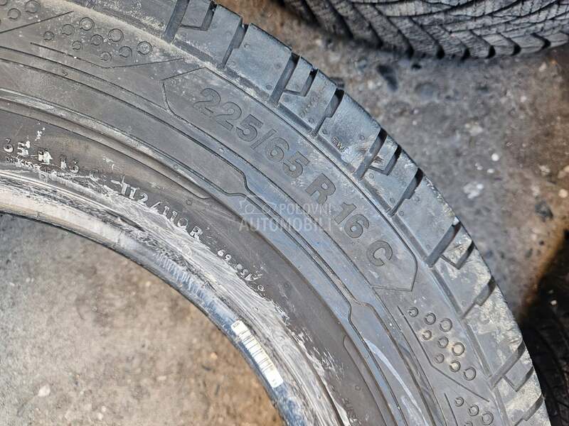 Continental 225/65 R16 Letnja