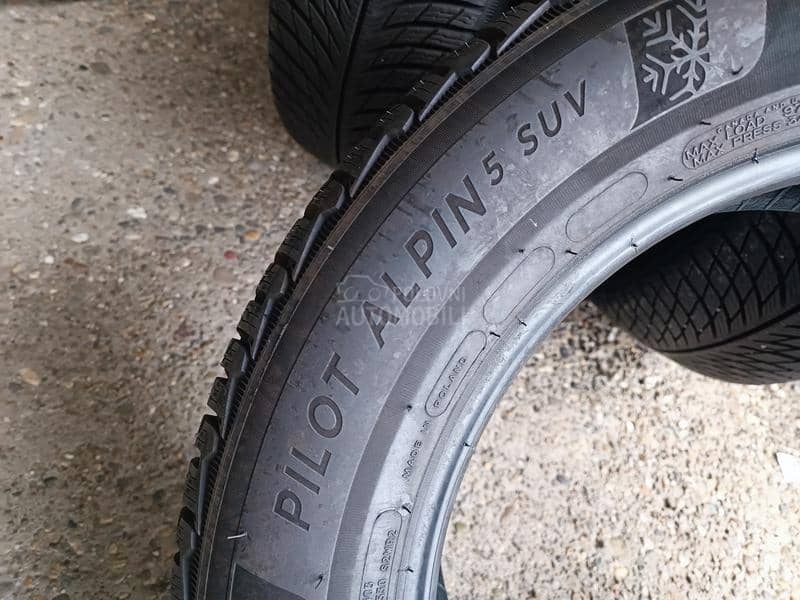 Michelin 235/60 R18 Zimska