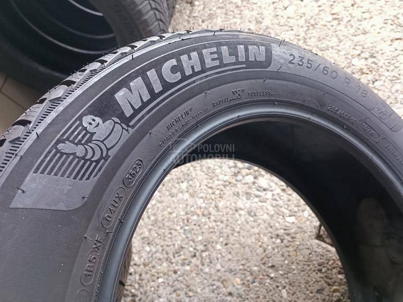 Michelin 235/60 R18 Zimska