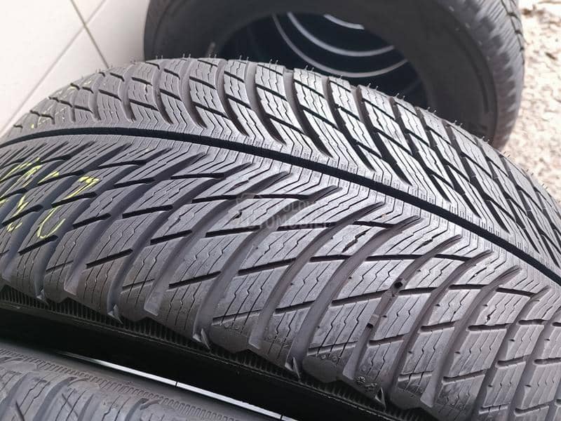 Michelin 235/60 R18 Zimska