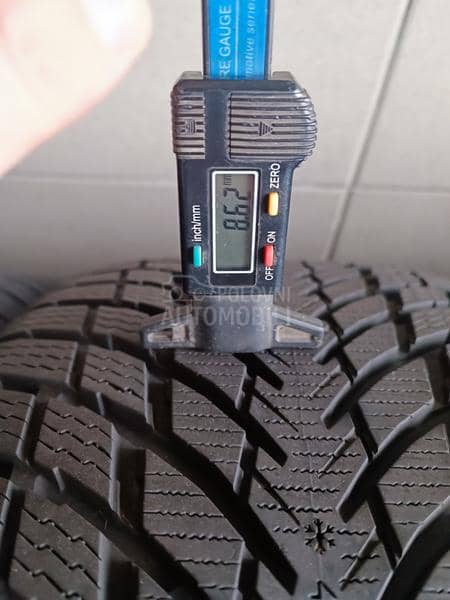 Nokian 245/35 R20 Zimska