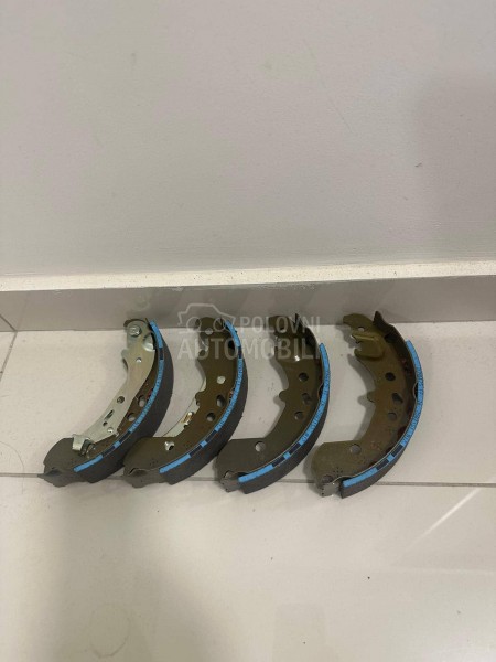 Set kocionih paknovi