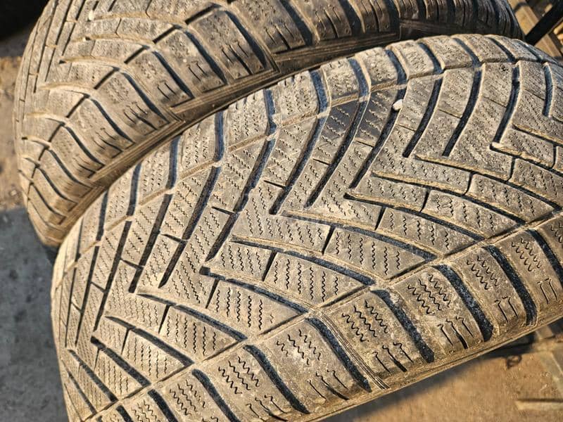 Vredestein 215/55 R16 Sve sezone