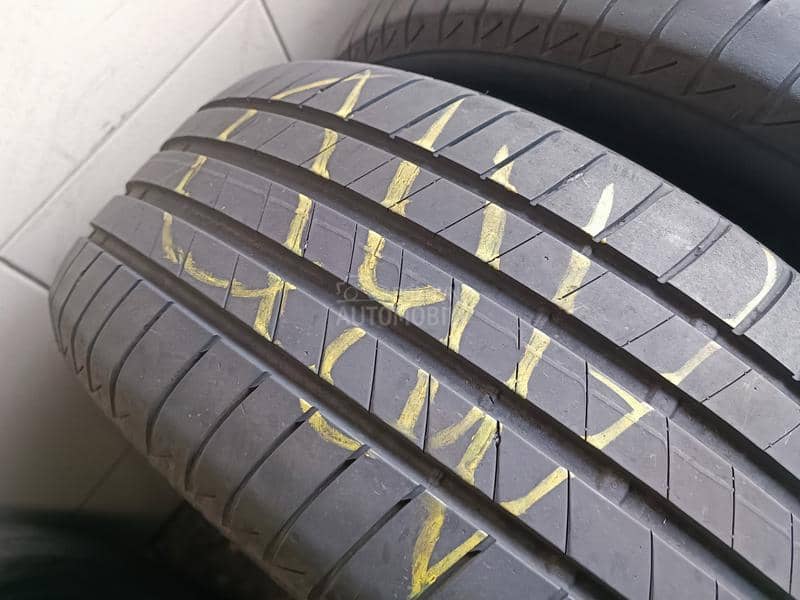 Bridgestone 235/55 R17 Letnja