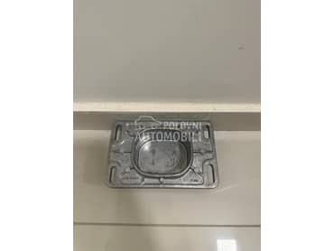 Prednji drzac nosaca motora za Audi A4, A6 od 2001. do 2008. god.