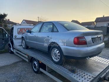 Audi A4 -  kompletan auto u delovima