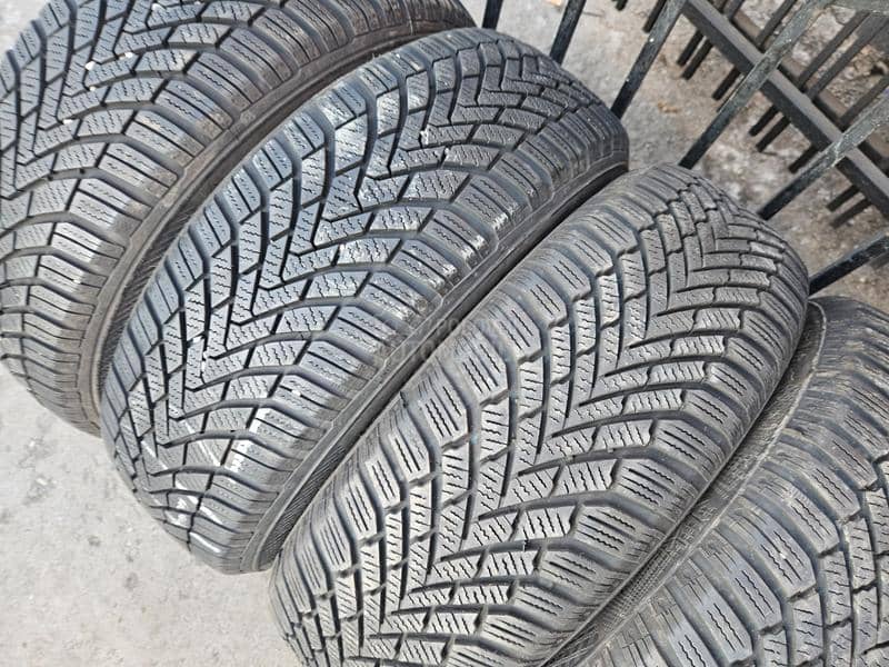 Continental 195/65 R15 Sve sezone