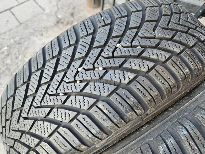 Continental 195/65 R15 Sve sezone