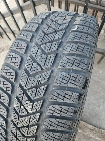 Pirelli 225/50 R17 Sve sezone