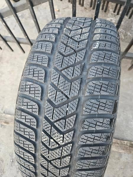 Pirelli 225/50 R17 Sve sezone