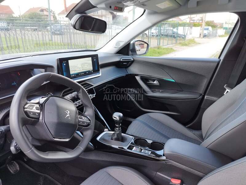 Peugeot 2008 1.5 BLUEHDI ALLURE