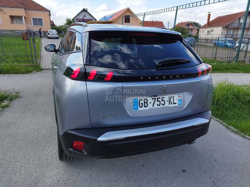 Peugeot 2008 1.5 BLUEHDI ALLURE