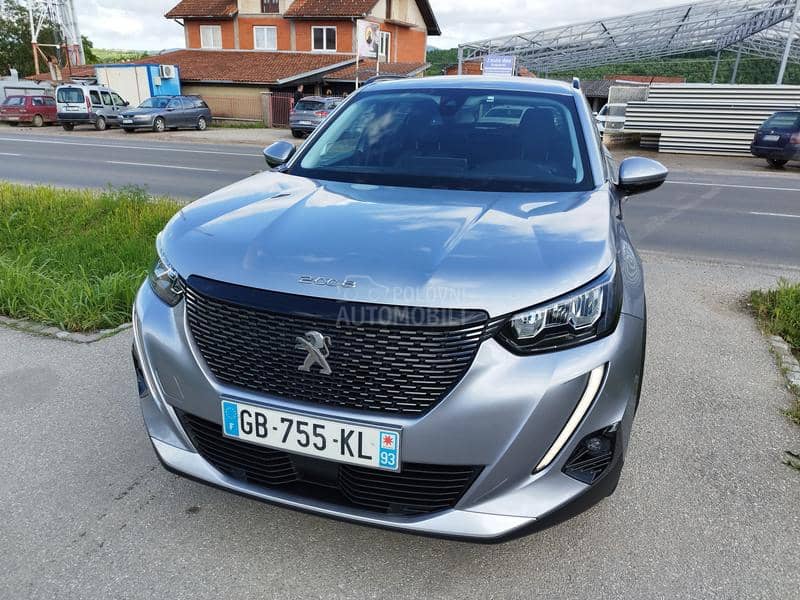 Peugeot 2008 1.5 BLUEHDI ALLURE