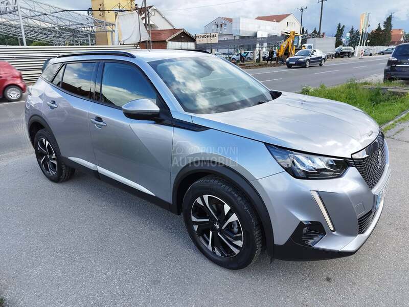 Peugeot 2008 1.5 BLUEHDI ALLURE