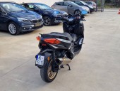 Yamaha XMAX