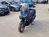 Yamaha XMAX