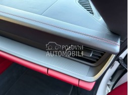 Porsche 911 Carrera 4S Coupe slika 37