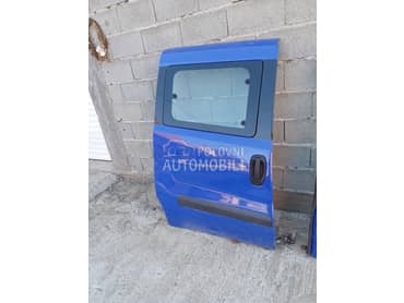 Desna klizna vrata za Opel Combo od 2010. do 2018. god.