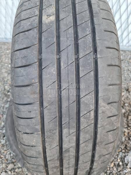 Goodyear 215/55 R17 Letnja