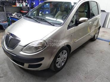 Prednji branik za Lancia Musa