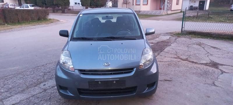 Daihatsu Sirion 1,0 2009. god. -  kompletan auto u delovima