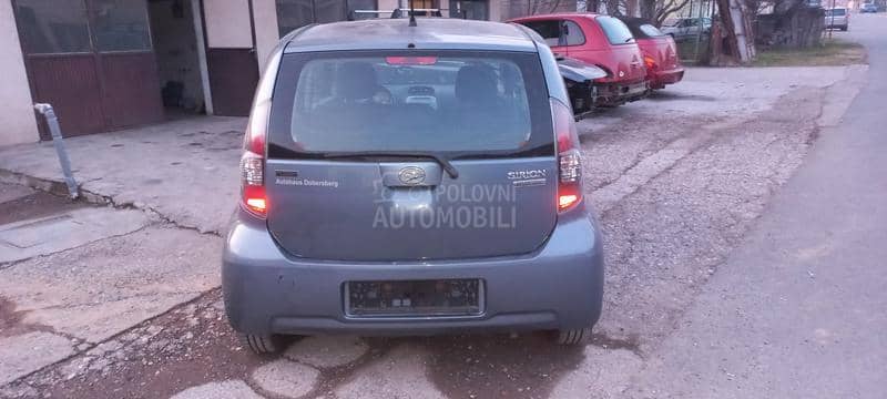 Daihatsu Sirion 1,0 2009. god. -  kompletan auto u delovima