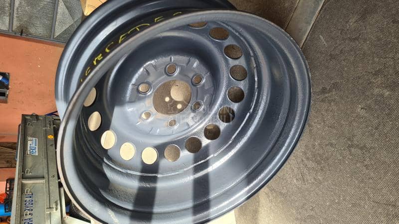 Čelične felne Mercedes 16" Bez rupa
