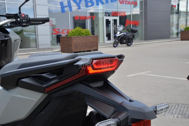 Honda XADV 750