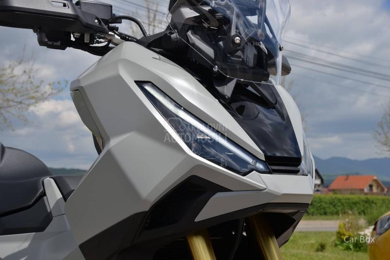 Honda XADV 750