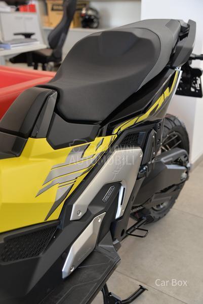 Honda XADV 750